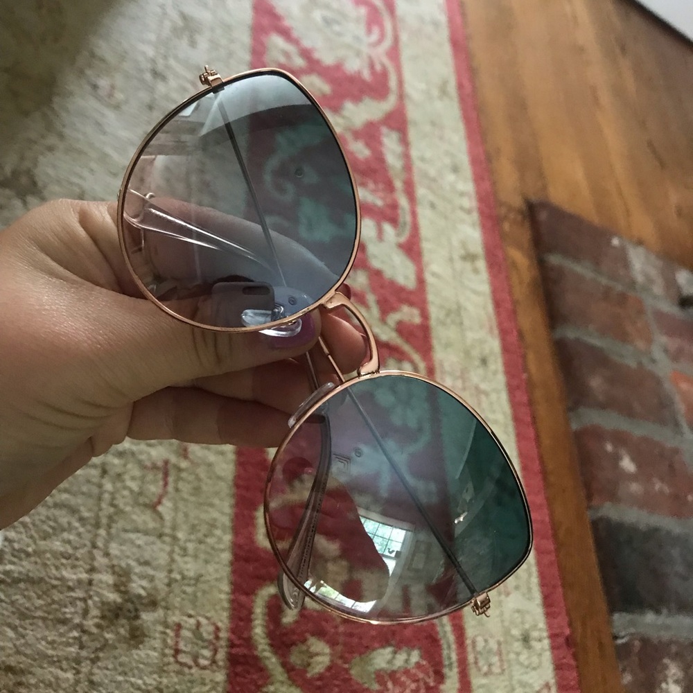 AMERICAN EAGLE SUNNIES‼️✨